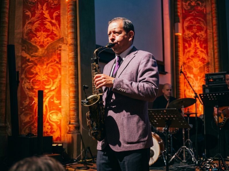 Manuel Saxofonista Profesional